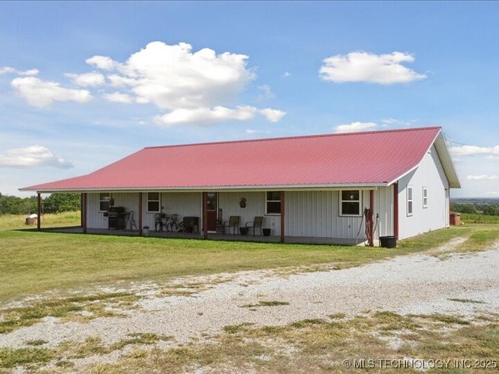 Property Photo:  441695 E 190  OK 74333 