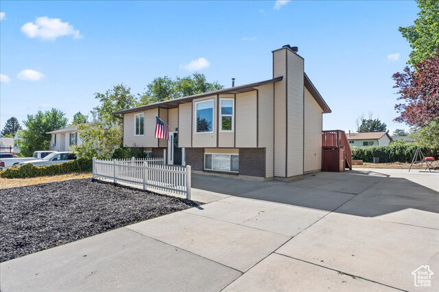 Property Photo: 5929 W Dry Bone Cir UT 84118