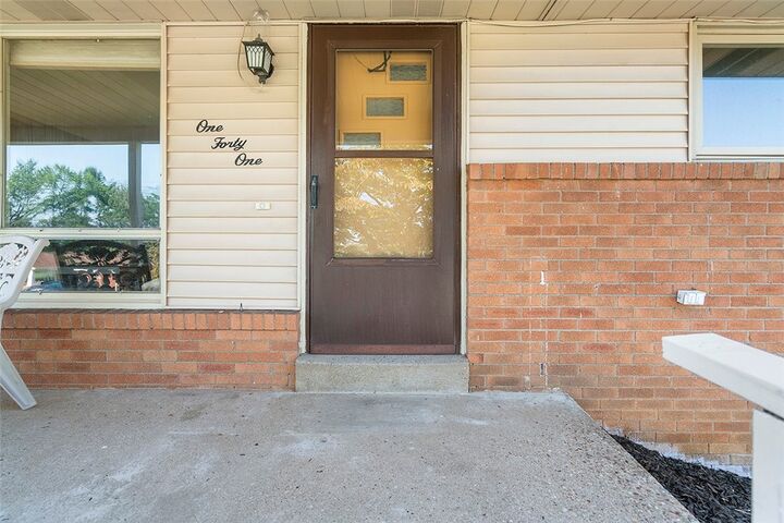 Property Photo:  141 Sheldon Ave  PA 15220 