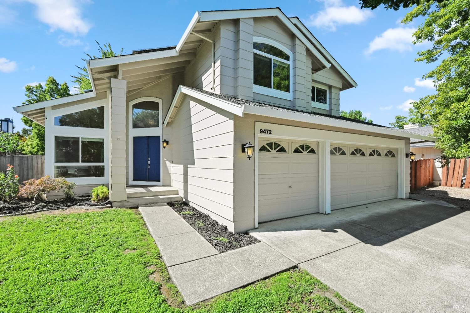 Property Photo:  9472 Wellington Circle  CA 95492 