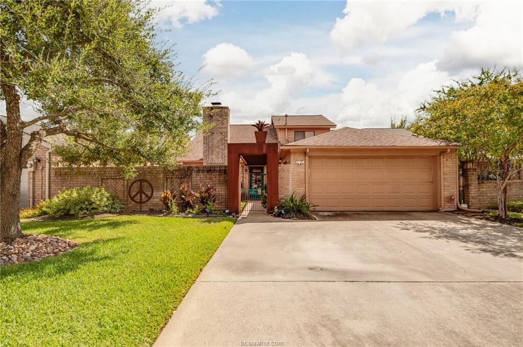 Property Photo: 3006 Gleneagles Court TX 77802