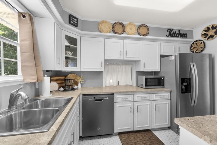 Property Photo: 1006 Tanglewood Drive AR 72653