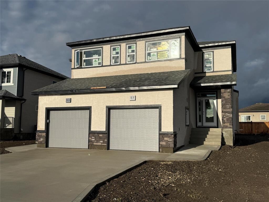 Property Photo: 61 Harvest Lane MB R5A 0B6