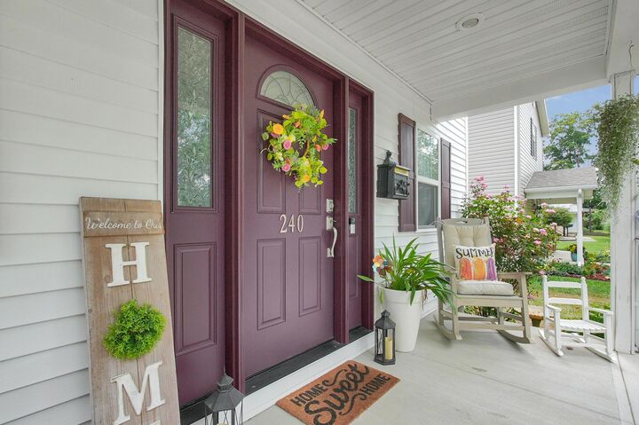 Property Photo:  240 Oak Street  OH 43107 
