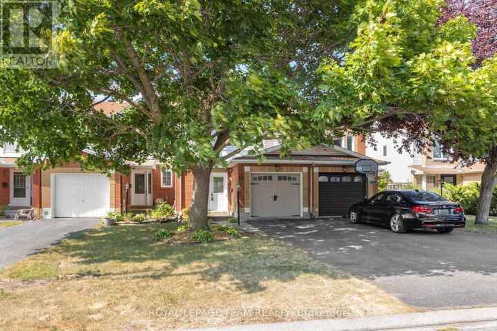 Property Photo:  221 Longshire Circle  ON K2J 4K8 