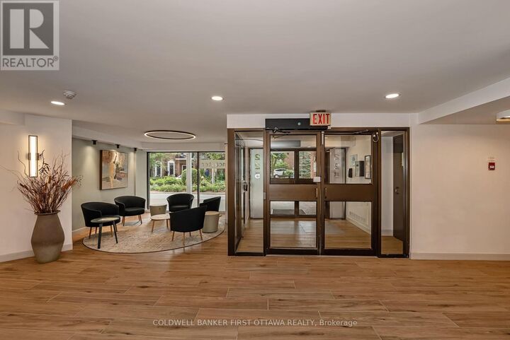 Photo de la propriété: 225 Alvin Road 111 ON K1K 4H6