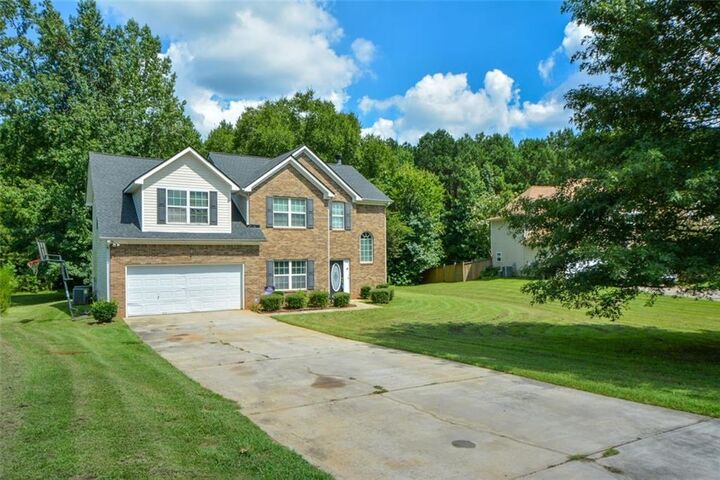 Property Photo: 7145 Magnolia Lane GA 30213