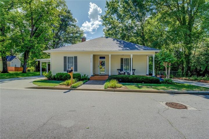 Property Photo: 3170 Butler Avenue SE GA 30014