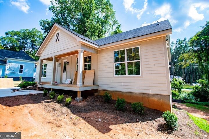 Property Photo:  497 West Avenue  GA 30108 