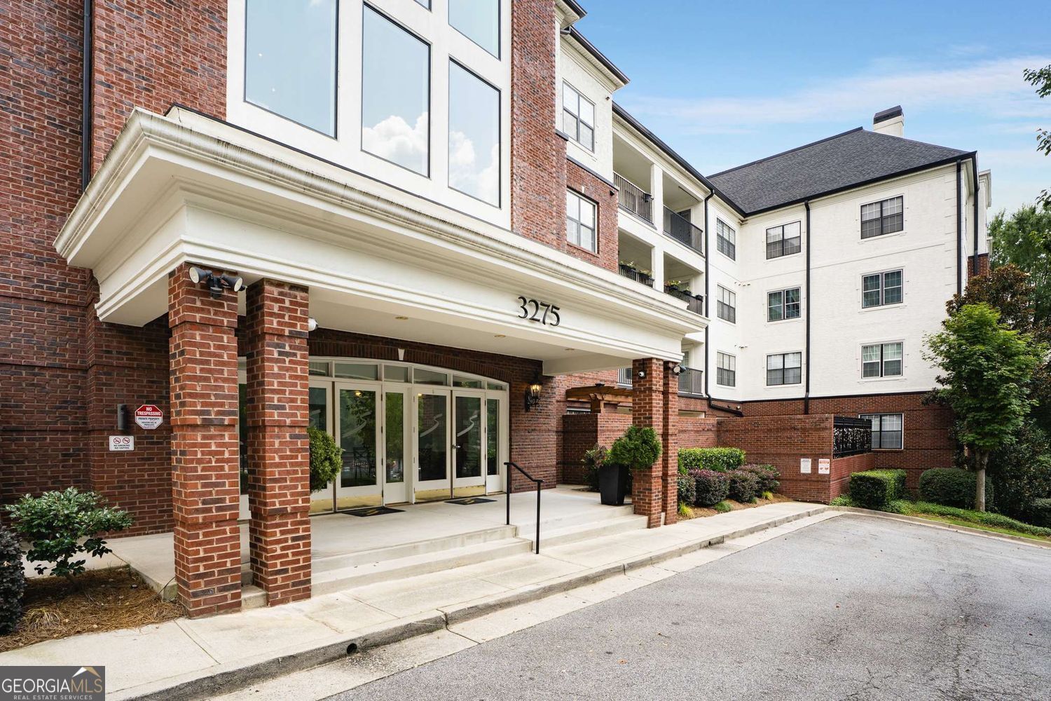 Property Photo: 3275 Lenox Road NE #302 GA 30324