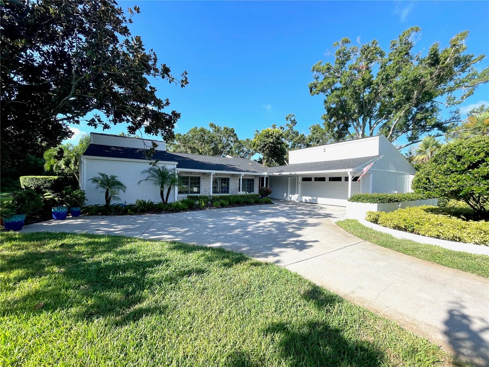 Property Photo:  12902 Golf Crest Terrace  FL 33618 