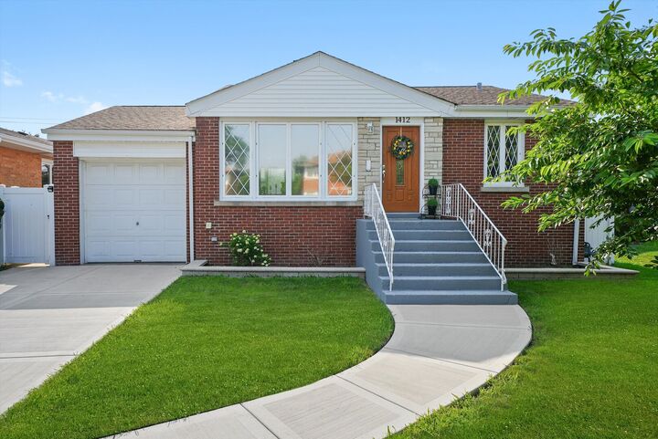 1412 Balmoral Avenue  Westchester IL 60154 photo