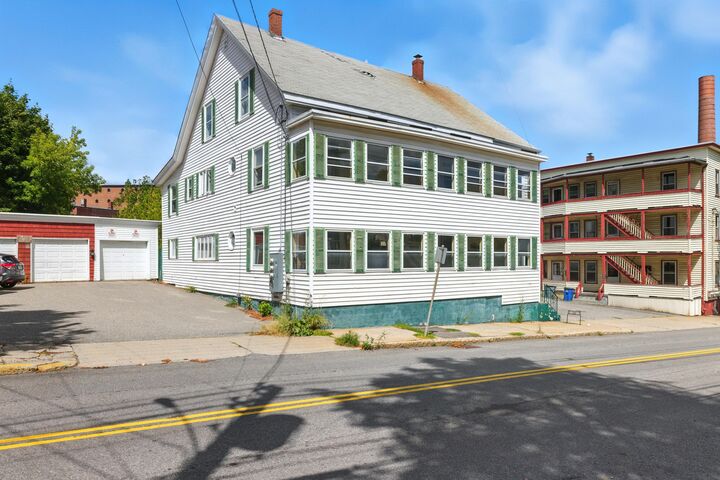 16 Hill Street  Biddeford ME 04005 photo