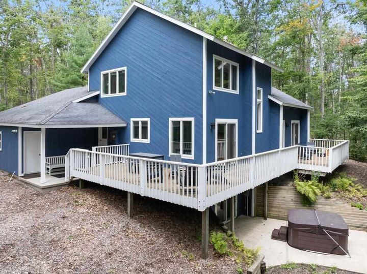 1572 Candlewood  Harbor Springs MI 49740 photo