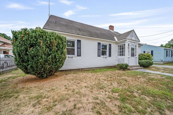 Property Photo:  11 Nelson Street  NH 03431 