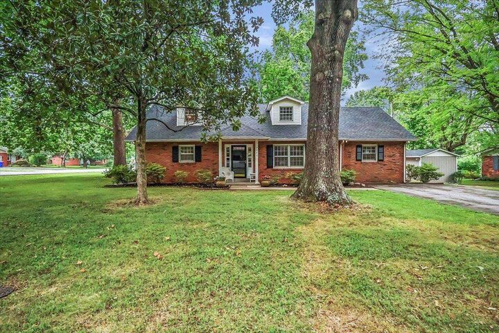 Property Photo:  2505 Mohawk Drive  KY 42104