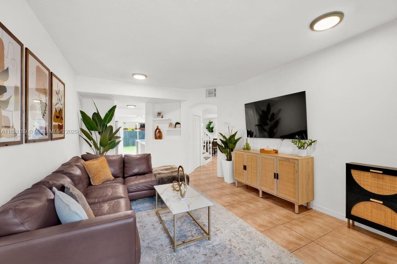 Property Photo:  10150 SW 88th St 108  FL 33176 
