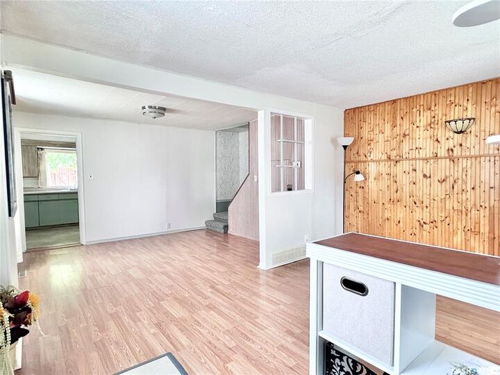 Property Photo:  1026 L Avenue N  SK S7L 2R8 