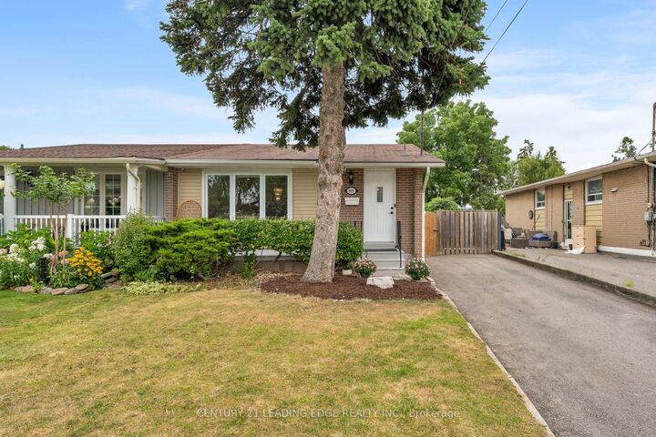 809 Sanok Drive  Pickering ON L1W 2R1 photo