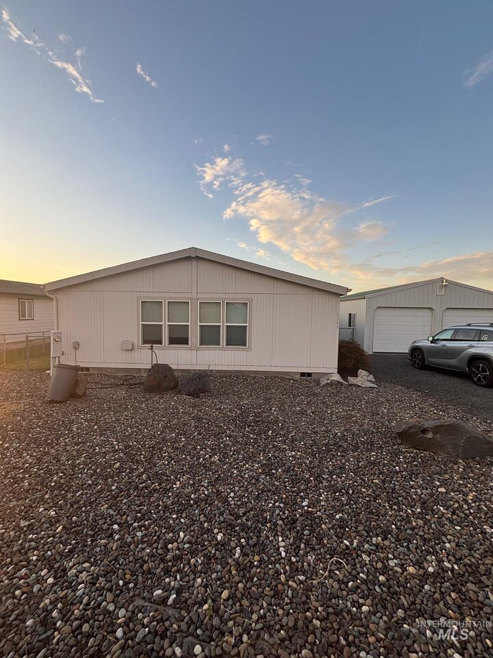 Property Photo:  1341 Birch Avenue  ID 83501 