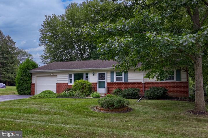 Property Photo:  3320 W Oak Street  PA 17042 