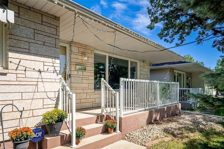 Property Photo: 541 Springfield Road MB R2G 0S1