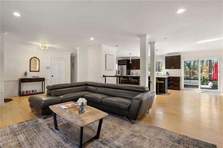 Property Photo: