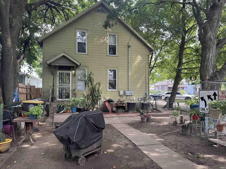 Property Photo: 1505 Swinney Avenue IN 46802-4343