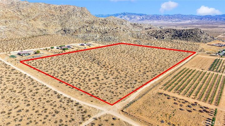 Property Photo:  2222 Ottowa Road  CA 92307 