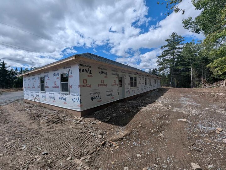 Property Photo:  6 Shadebush Walk  NS B4E 0X8 