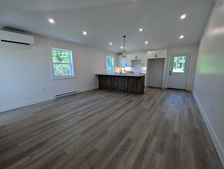 Property Photo: 6 Shadebush Walk NS B4E 0X8