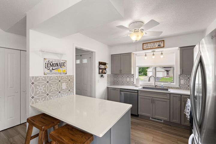 Property Photo: 7983 Hallmark Way MN 55124
