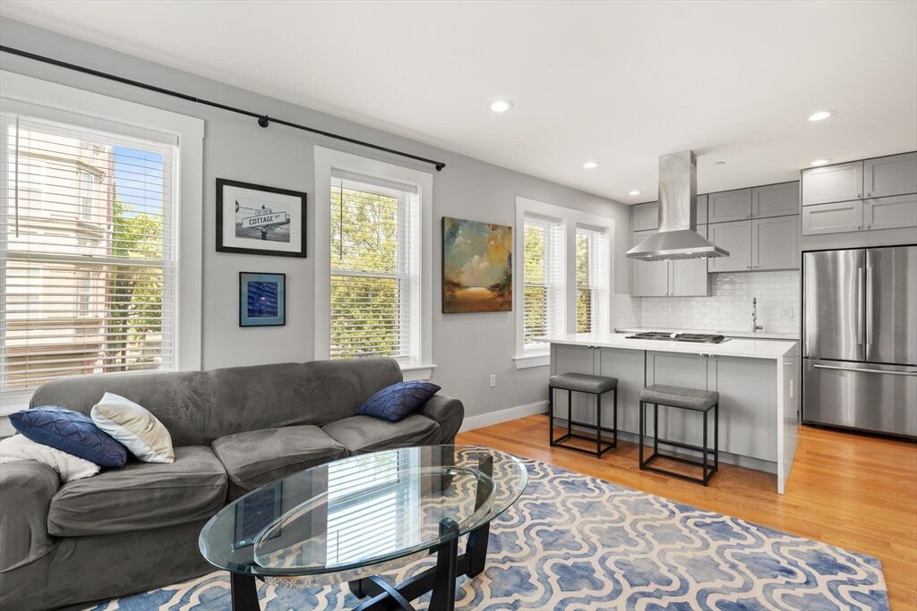 Property Photo:  115 Cottage St 3  MA 02128 