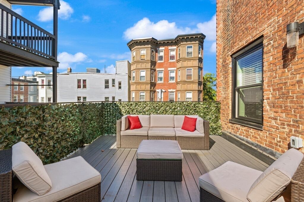 Property Photo:  115 Cottage St 3  MA 02128 
