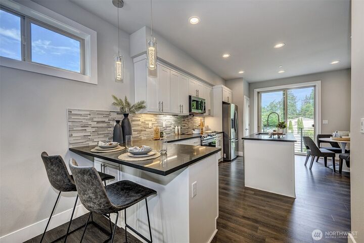 5020  148th Street SW E1  Edmonds WA 98026 photo