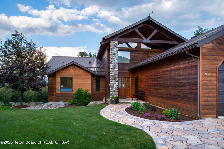 Property Photo:  7245 Buttermilk Drive  ID 83422 