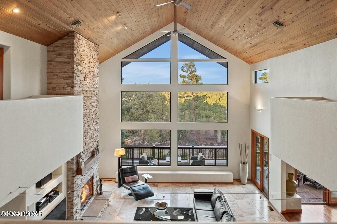 Property Photo: 3180 W Snowberry Loop AZ 85901