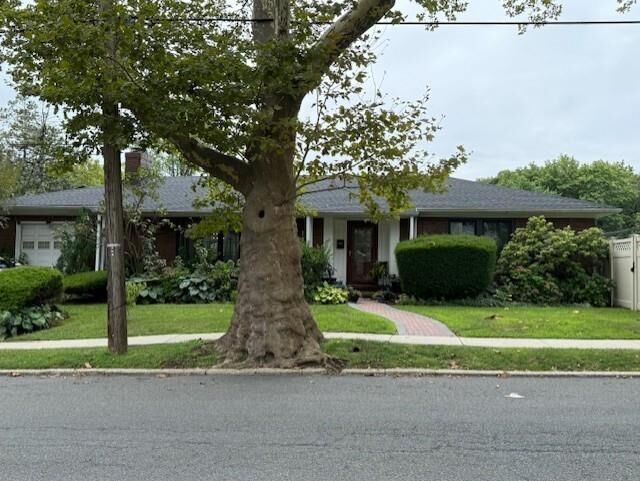 4 Brentwood Avenue  Staten  Island NY 10301 photo