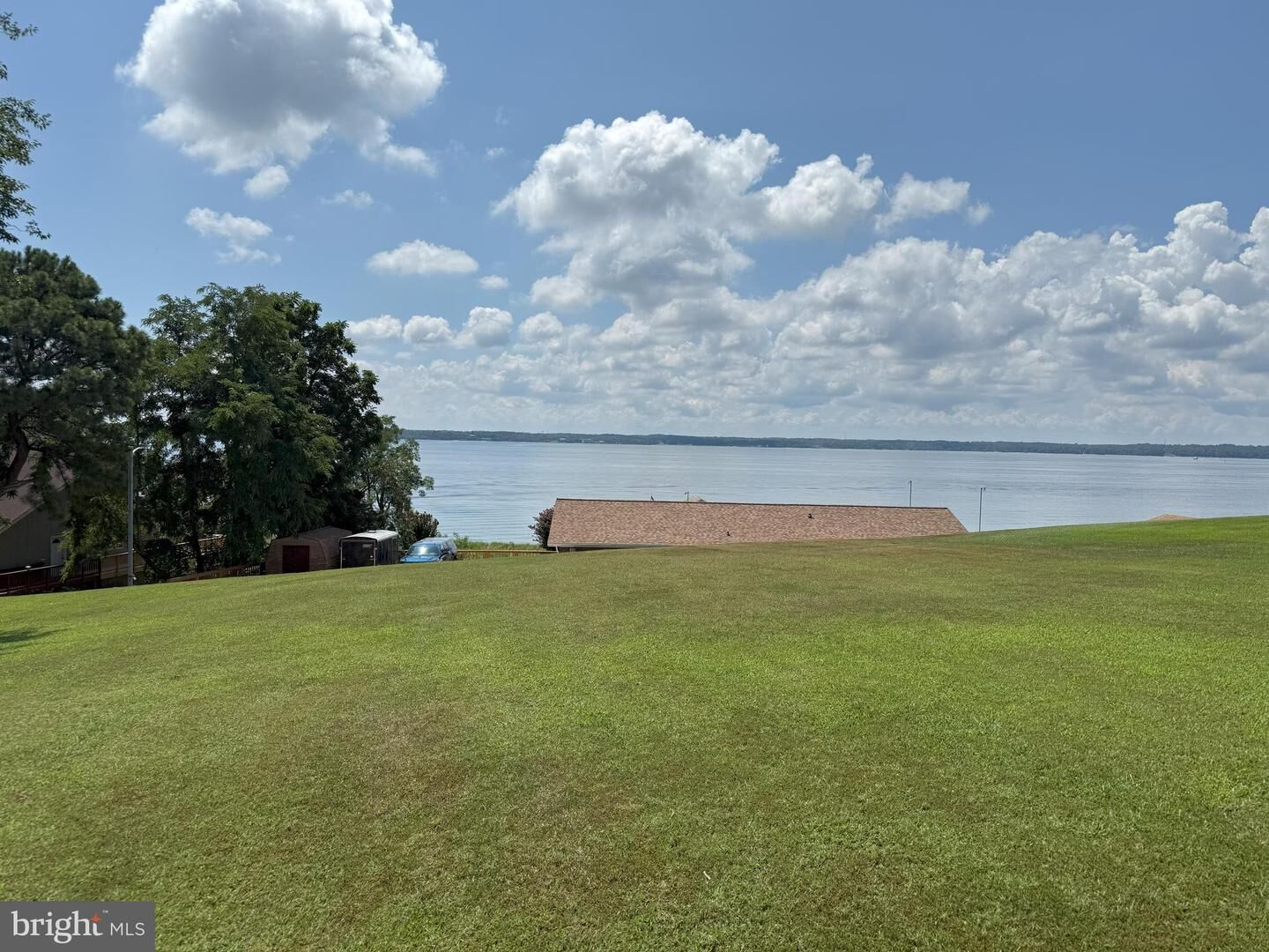 Photo de la propriété:  421 Overlook Drive  MD 20657 