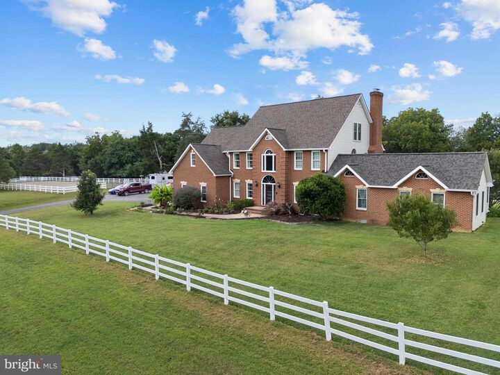 Property Photo: 7330 Snow Hill Drive VA 22551