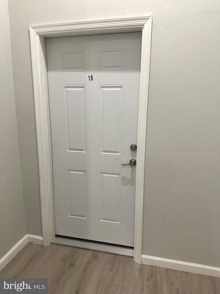 Property Photo: 6035 Germantown Avenue 1R PA 19144