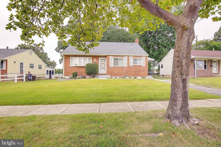 Property Photo:  1420 Colony Road  MD 20745 