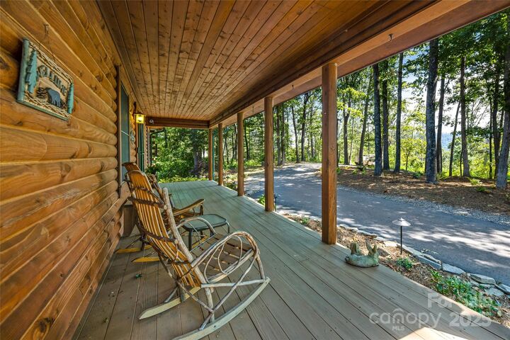 Property Photo: 82 Running Ridge Road NC 28804
