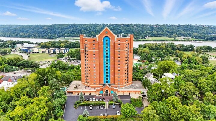 3435 Golden Avenue  Cincinnati OH 45226 photo