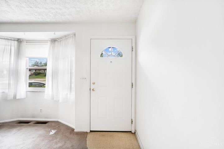 Property Photo: 3626 Benhill Drive OH 45247