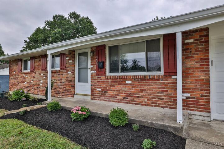 Property Photo: 5435 Lariat Drive OH 45238