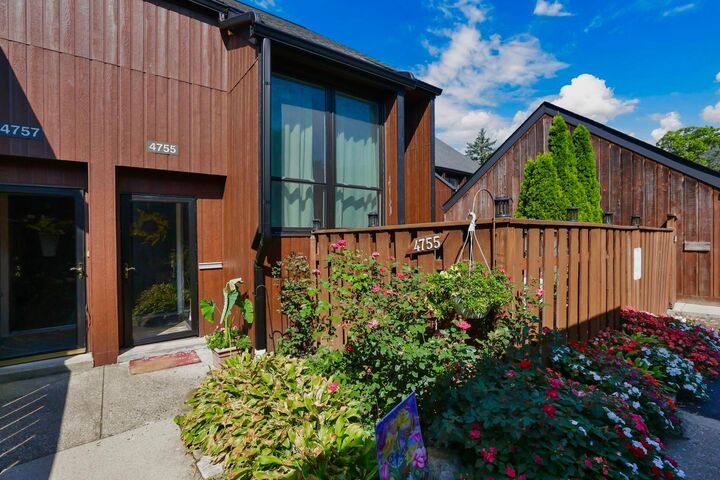 4755 Crazy Horse Lane  Westerville OH 43081 photo