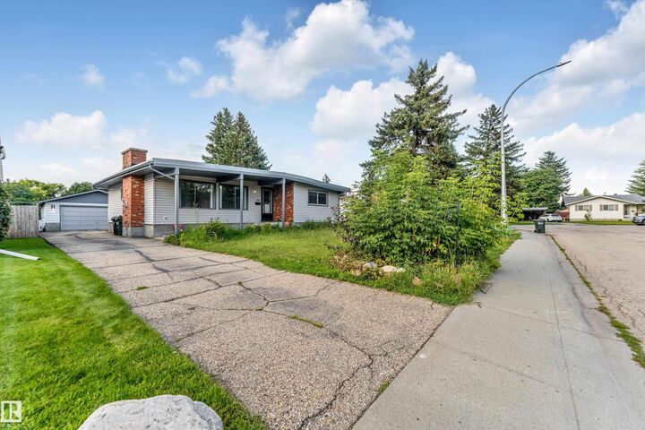 79 Garnet Cres  Sherwood Park AB T8A 2S1 photo