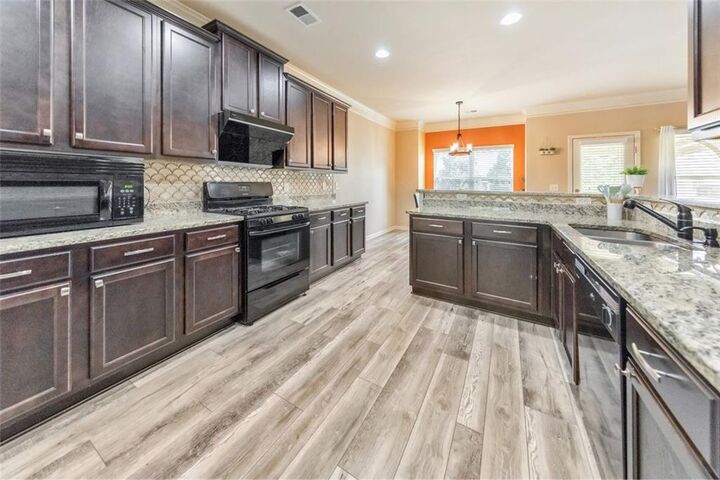Property Photo: 138 Saddle Horse Lane GA 30141