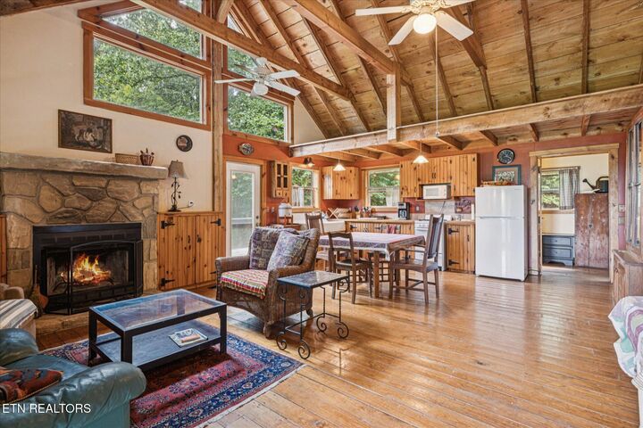 Property Photo: 973 Luna Way TN 37843